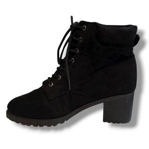 Charles Albert Women's Black Vegan Suede Lace-Up Ankle Boots Size 8M
